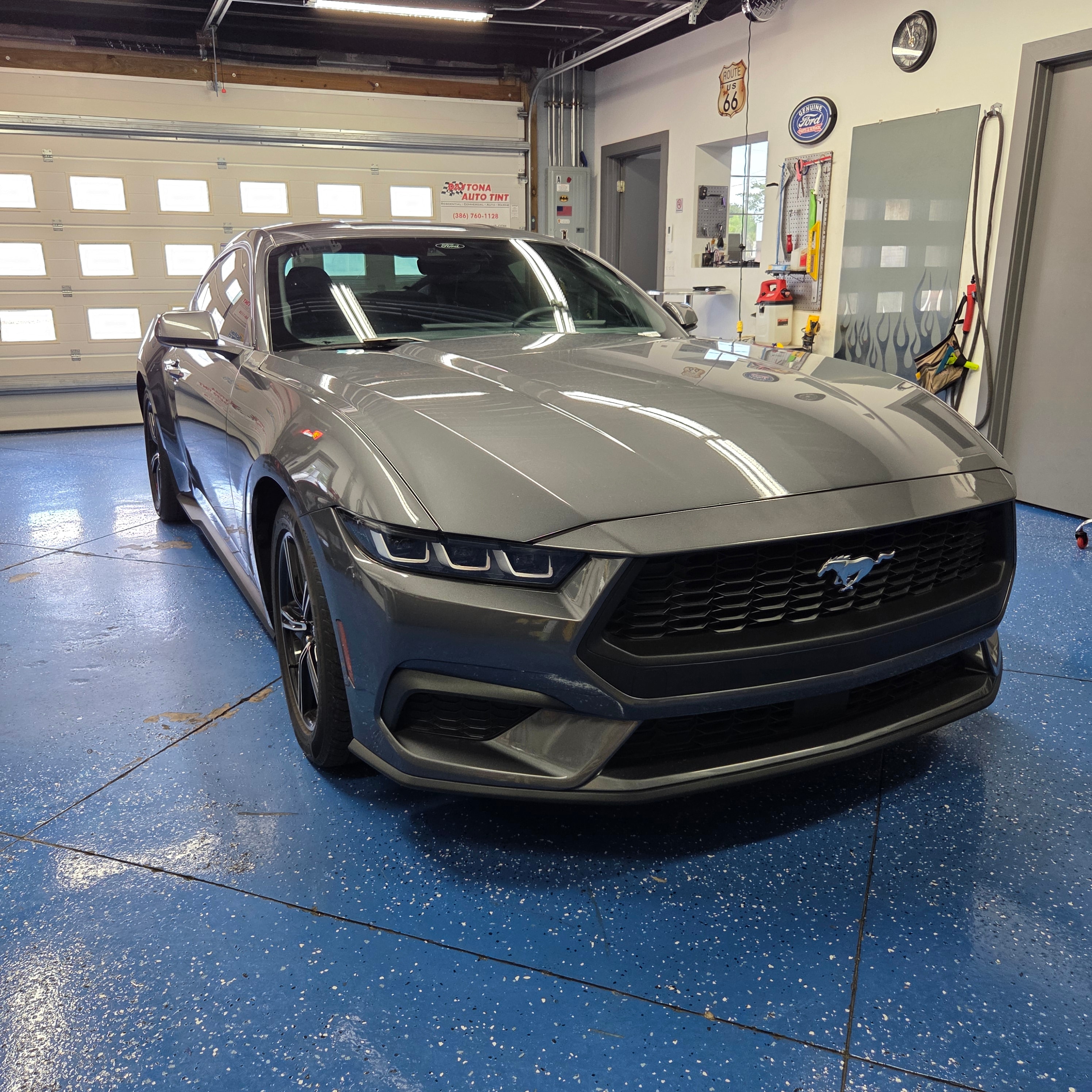 Daytona Auto Tint shop interior